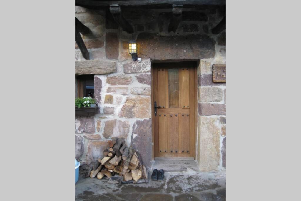 San Roque de Ríomiera Los Pradones מראה חיצוני תמונה